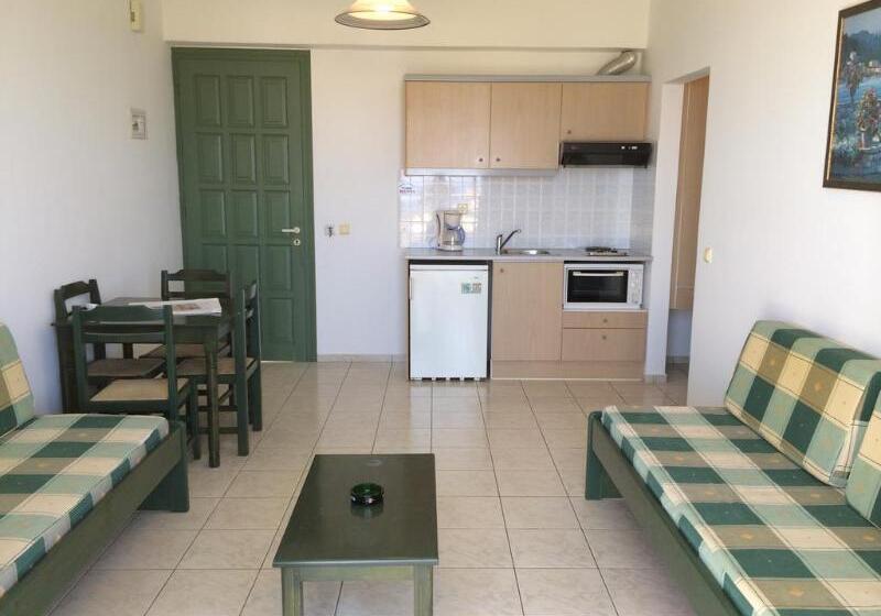 شقة غرفة واحدة, Nikolas Villas Appartments