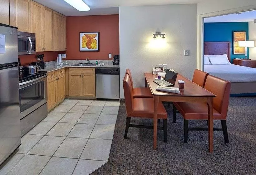 ２ベッドスイートルーム, Residence Inn By Marriott Fayetteville Cross Creek