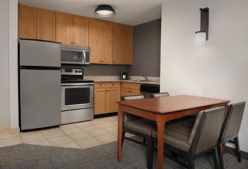 Люкс 2 Спальни, Residence Inn By Marriott Fayetteville Cross Creek