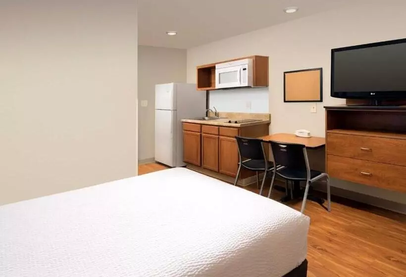 スタンダードスタジオ, Woodspring Suites Odessa