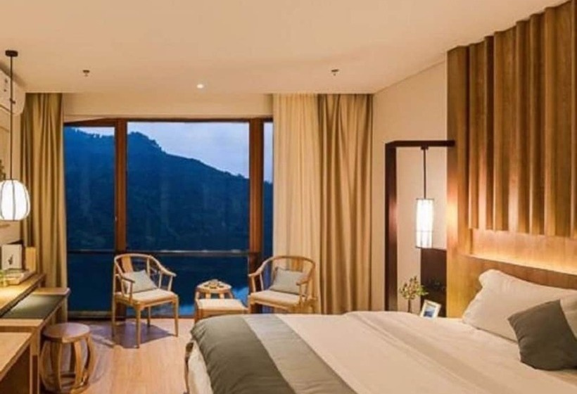 חדר סטנדרט נוף לאגם, Huangshan Demaotang