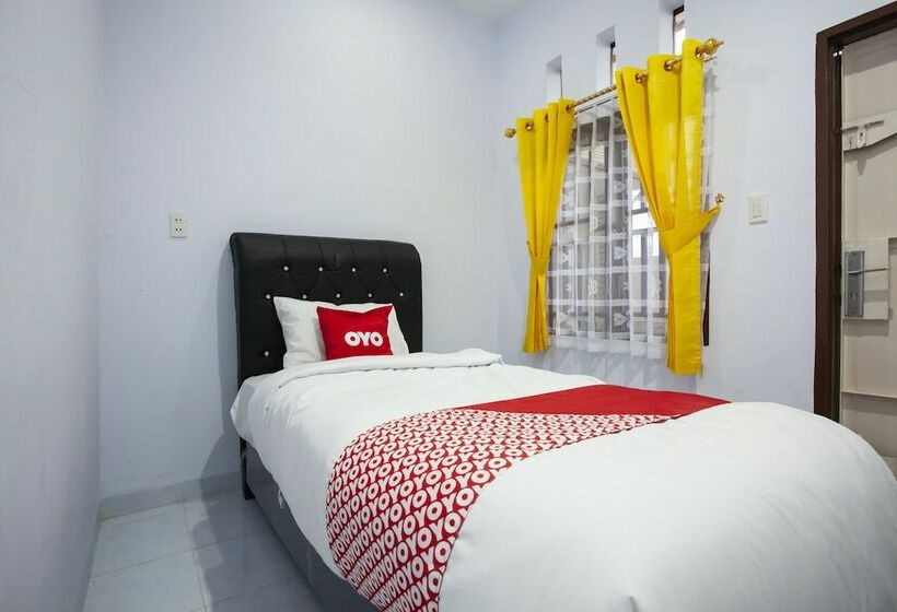 غرفة قياسية فردية, Sopou Penginapan Rinal & Tuah By Oyo Rooms