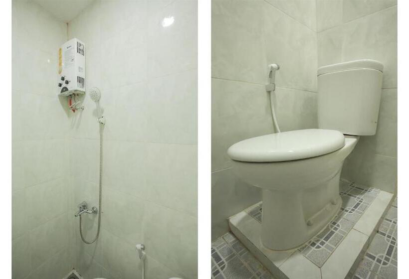 غرفة قياسية فردية, Sopou Penginapan Rinal & Tuah By Oyo Rooms