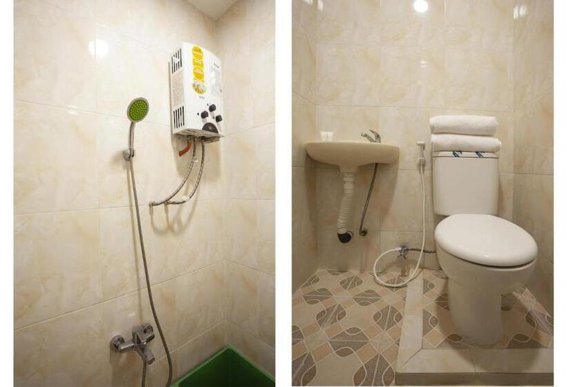 غرفة ديلوكس, Sopou Penginapan Rinal & Tuah By Oyo Rooms