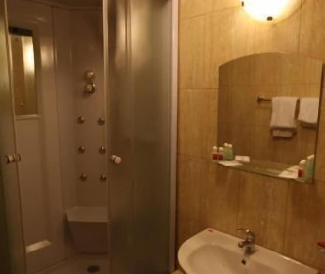 이코노미 룸 공용욕실, Armada Comfort