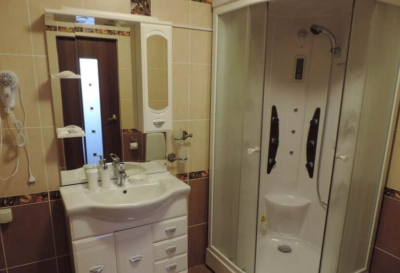 침실 1개 아파트, Armada Comfort