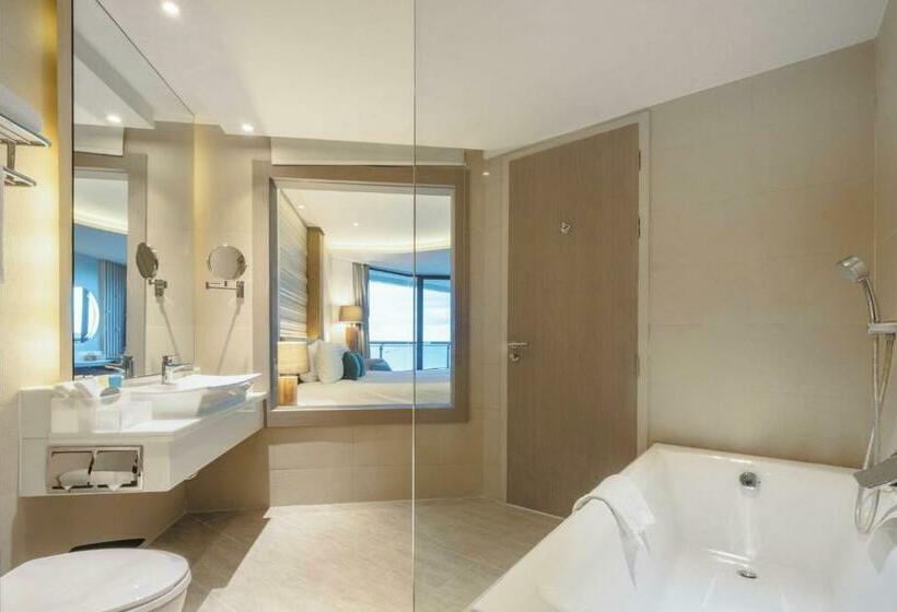 Номер Deluxe Вид на Море, Cape Dara Resort