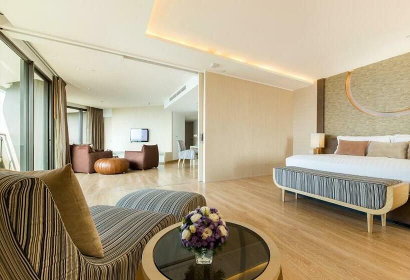 سوییت خانوادگی, Cape Dara Resort