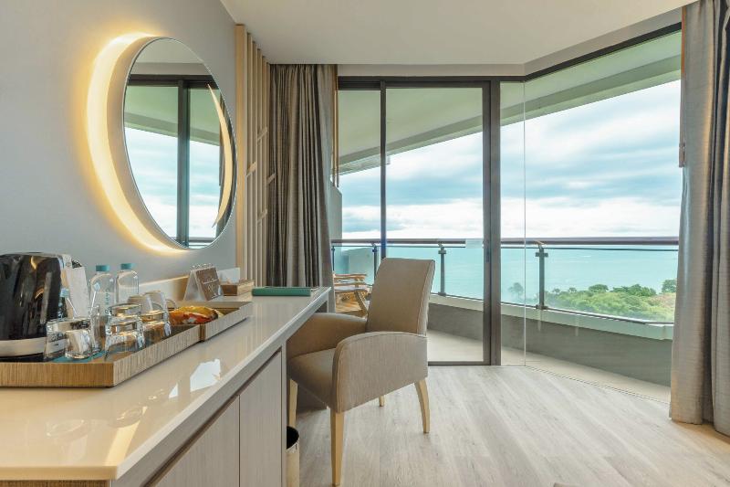 Номер Deluxe, Cape Dara Resort