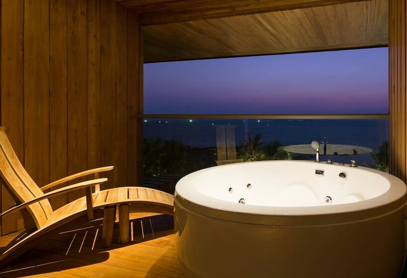 سوئیت کلوب با چشم‌انداز دریا, Cape Dara Resort