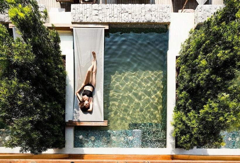 سوئیت کلوب با چشم‌انداز دریا, Cape Dara Resort