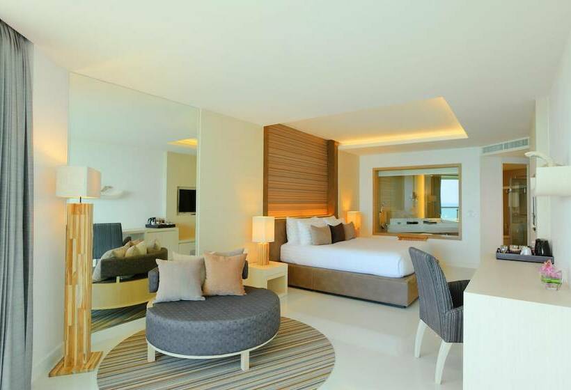 سوییت خانوادگی, Cape Dara Resort