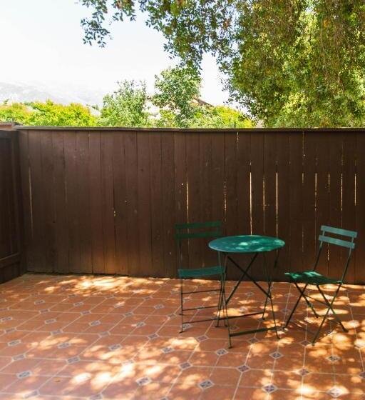 חדר דלוקס פנימי, Hummingbird Inn