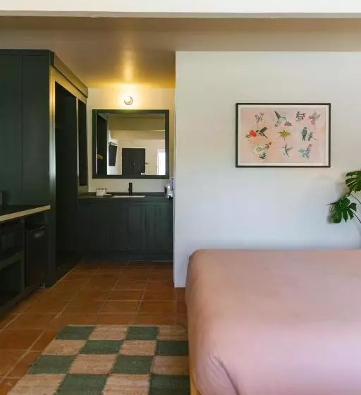 Deluxe-huone Sisäpuolella, Hummingbird Inn