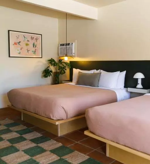 Deluxe-huone Sisäpuolella, Hummingbird Inn