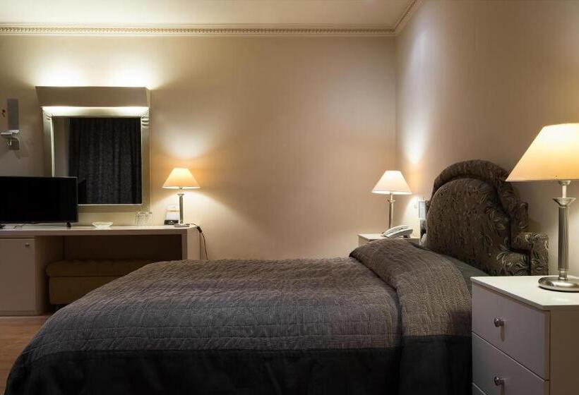 غرفة قياسية ثلاثية, Lagadia Resort