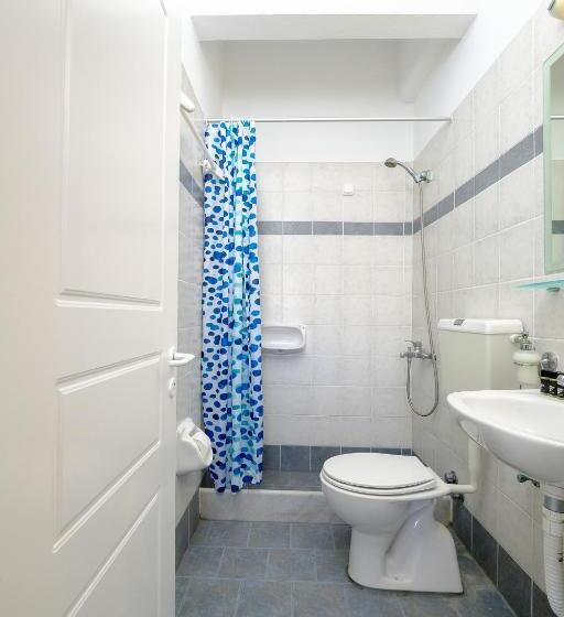 דירת שני חדרים עם מרפת, Livadia