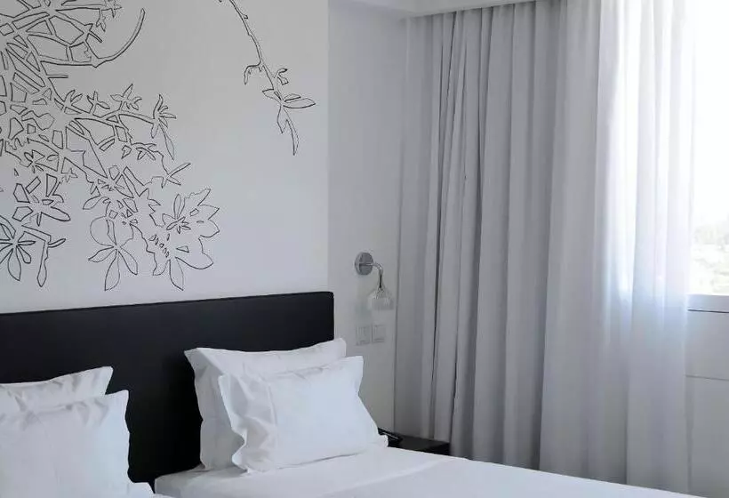 اتاق استاندارد یک نفره, Open Village Sports Hotel & Spa Club