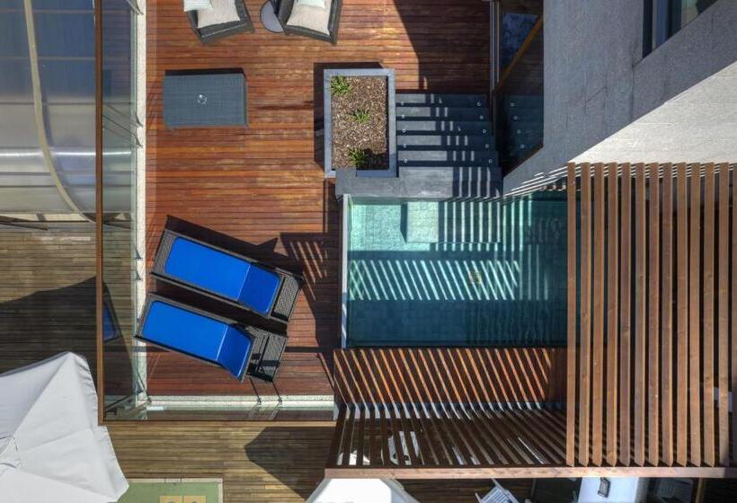 جناح مزود بحمام سباحة, Rural Vale Do Rio