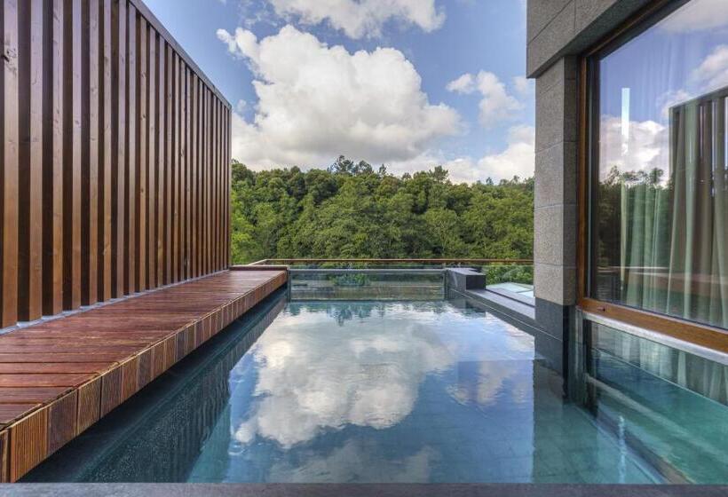 جناح مزود بحمام سباحة, Rural Vale Do Rio