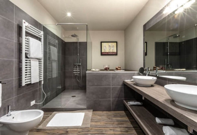 استودیوی سوپریور, Studio Inn De Angeli