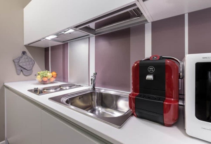 استودیوی سوپریور, Studio Inn De Angeli