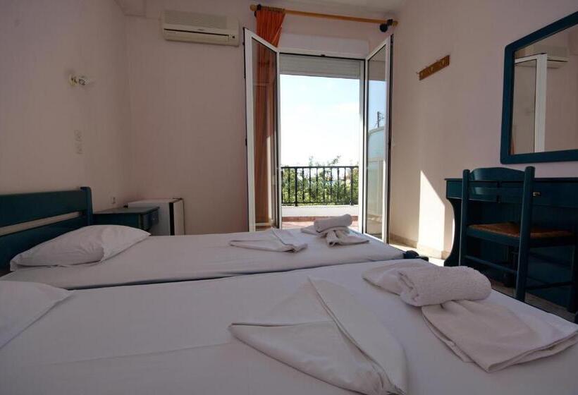 اتاق استاندارد با بالکن, Studios Nelli Alonissos