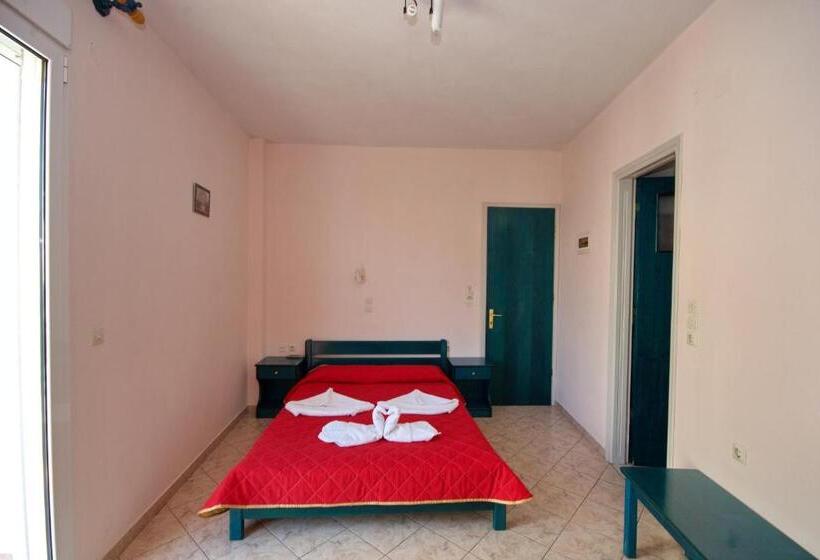 استودیو استاندارد با بالکن, Studios Nelli Alonissos