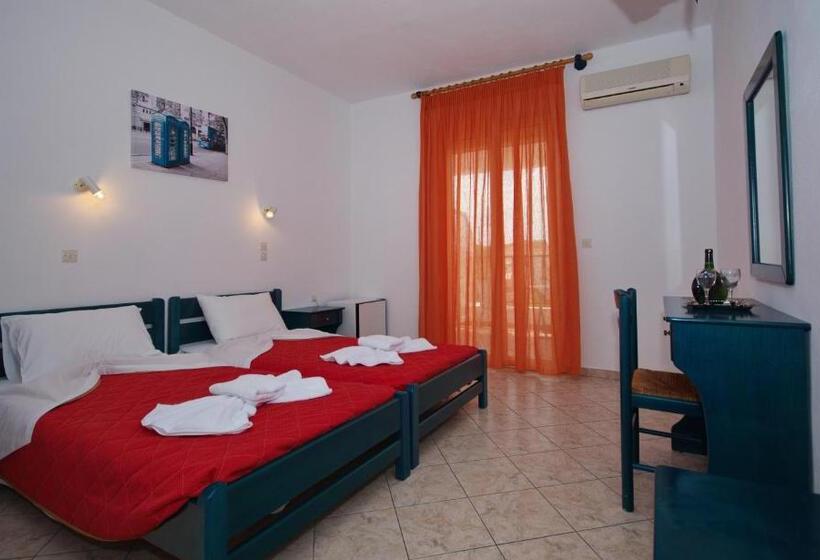 اتاق استاندارد با بالکن, Studios Nelli Alonissos