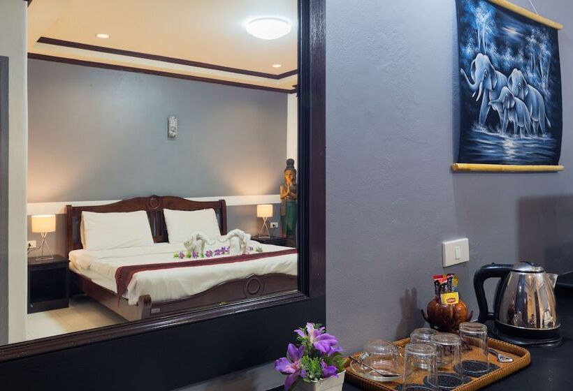 חדר סטנדרט לשלושה, Orchid Residence