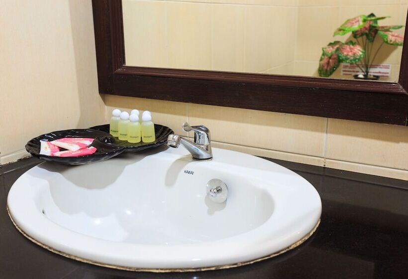 Номер Стандарт Трехместный, Orchid Residence