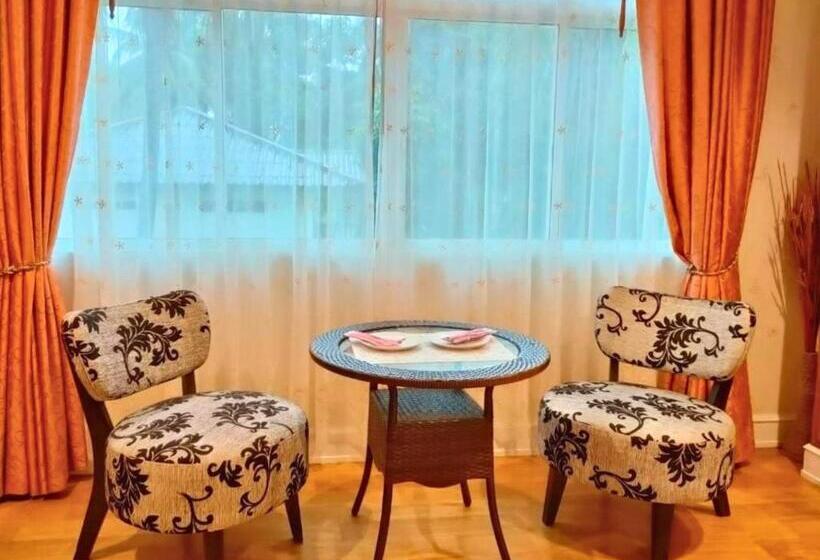 غرفة ديلوكس مطلّة علي الحديقة, Vartika Resovilla Kuiburi Beach Resort And Villas