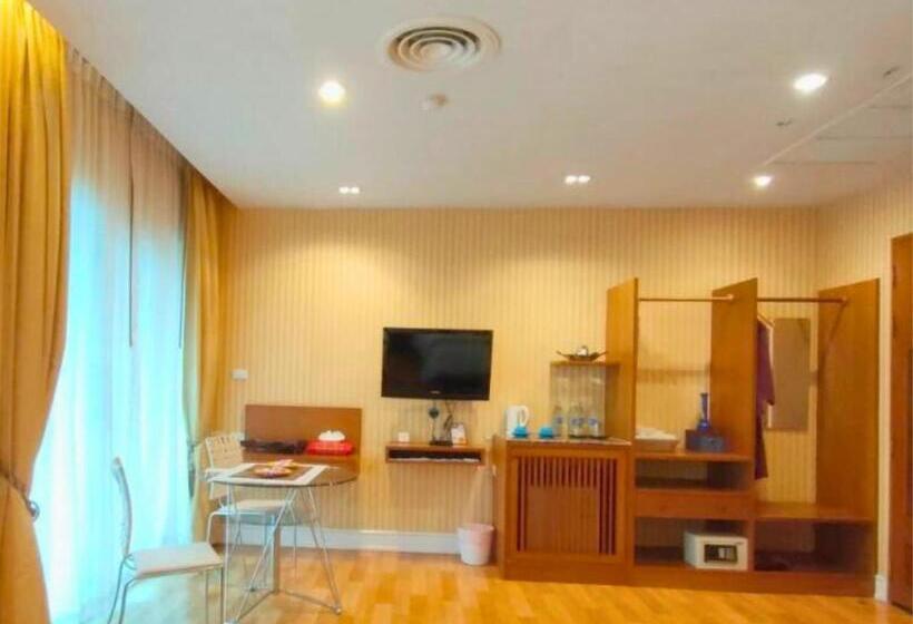 غرفة ديلوكس مطلّة علي الحديقة, Vartika Resovilla Kuiburi Beach Resort And Villas