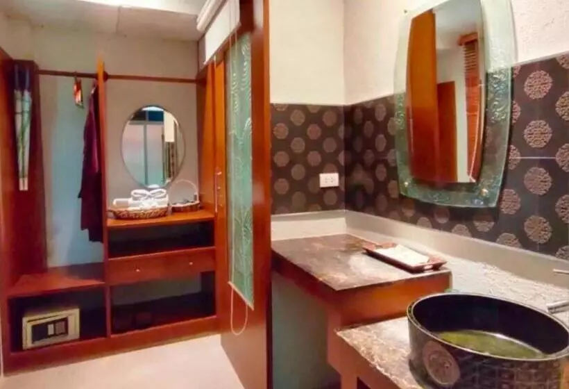 ガーデンビューの１ベッドルームビラ, Vartika Resovilla Kuiburi Beach Resort And Villas