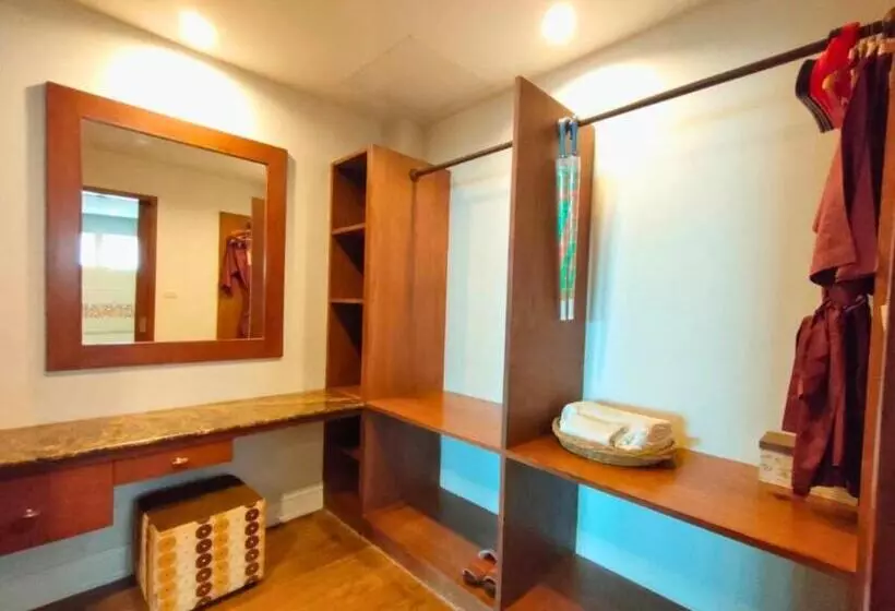 エクゼクティブスイート, Vartika Resovilla Kuiburi Beach Resort And Villas