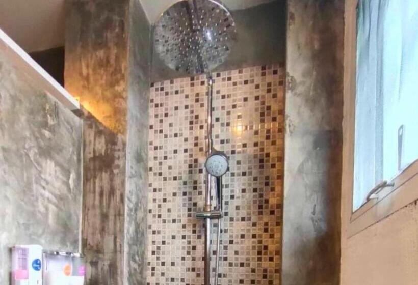 غرفة ديلوكس مطلّة علي الحديقة, Vartika Resovilla Kuiburi Beach Resort And Villas