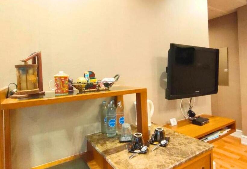 غرفة ديلوكس مطلّة علي الحديقة, Vartika Resovilla Kuiburi Beach Resort And Villas