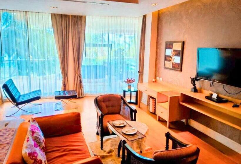 جناح إدارى, Vartika Resovilla Kuiburi Beach Resort And Villas