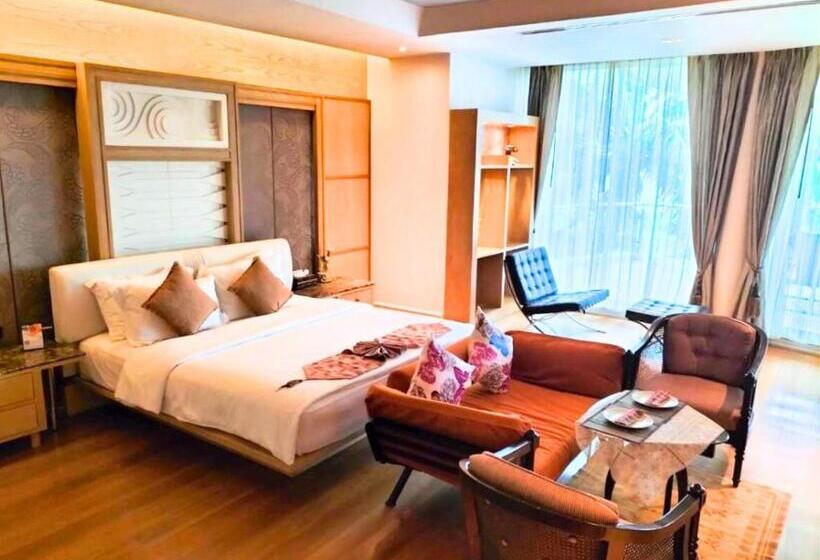 Президентский Люкс, Vartika Resovilla Kuiburi Beach Resort And Villas