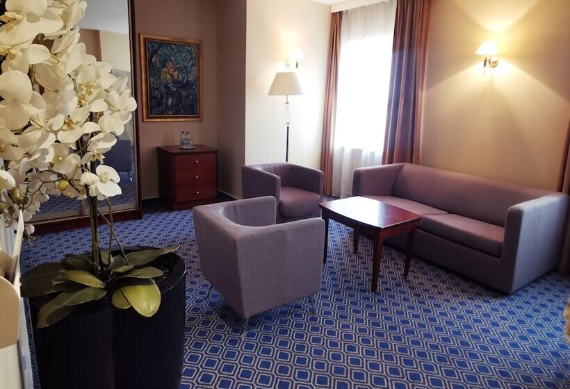 Апартаменты 1 Спальня, Warmiński Hotel & Conference