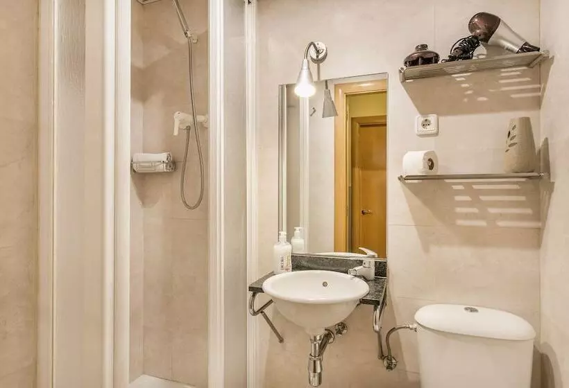 آپارتمان 2 خوابه, Apartments Sata Park Guell Area