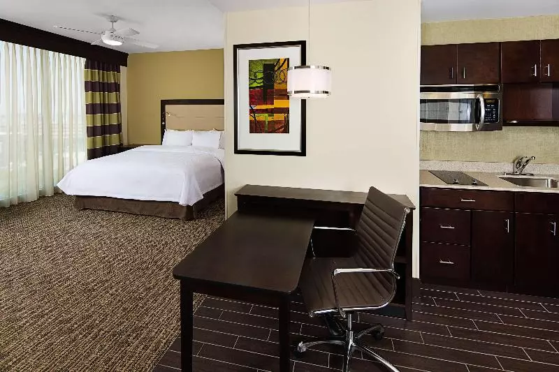 キングサイズベッドのスイートルーム, Homewood Suites By Hilton Dallas Downtown, Tx