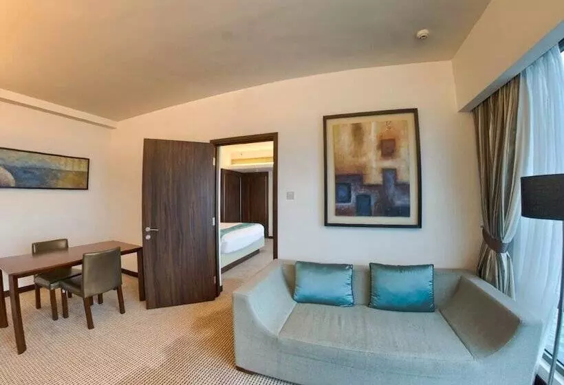 اتاق استاندارد با چشم‌انداز دریا, Auberge Discovery Bay Hong Kong
