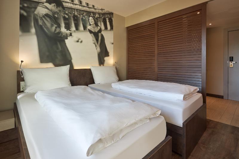 اتاق استاندارد با چشمانداز دریا, Auberge Discovery Bay Hong Kong