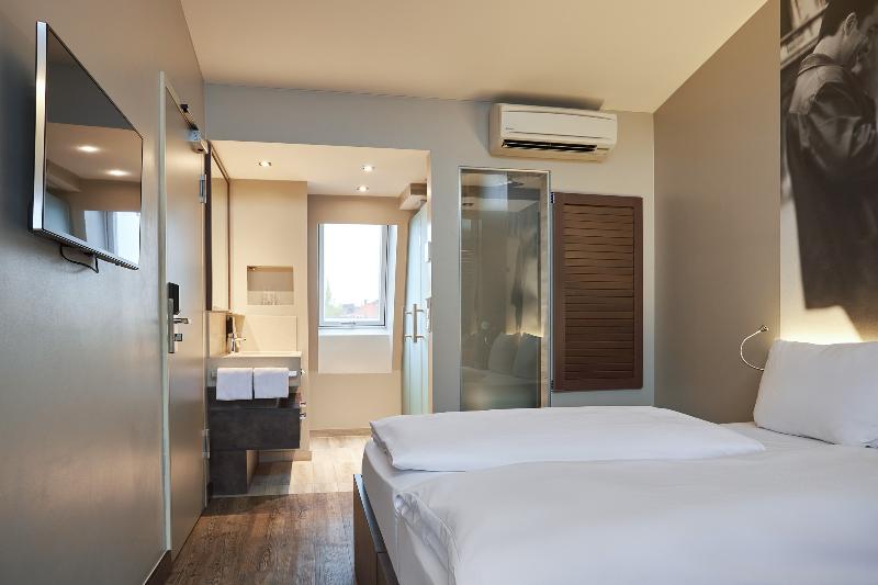 اتاق استاندارد با چشمانداز دریا, Auberge Discovery Bay Hong Kong