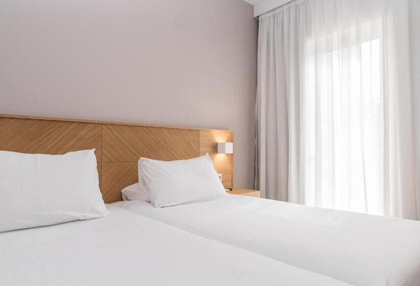 スタンダードスタジオ, Creta Elena