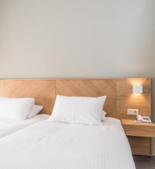 2ベッドルームアパートメント, Creta Elena