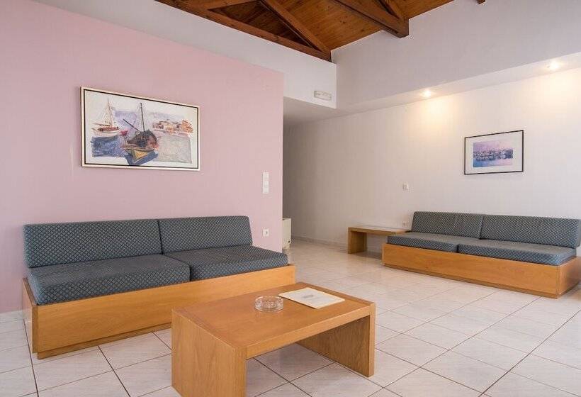 2ベッドルームアパートメント, Creta Elena