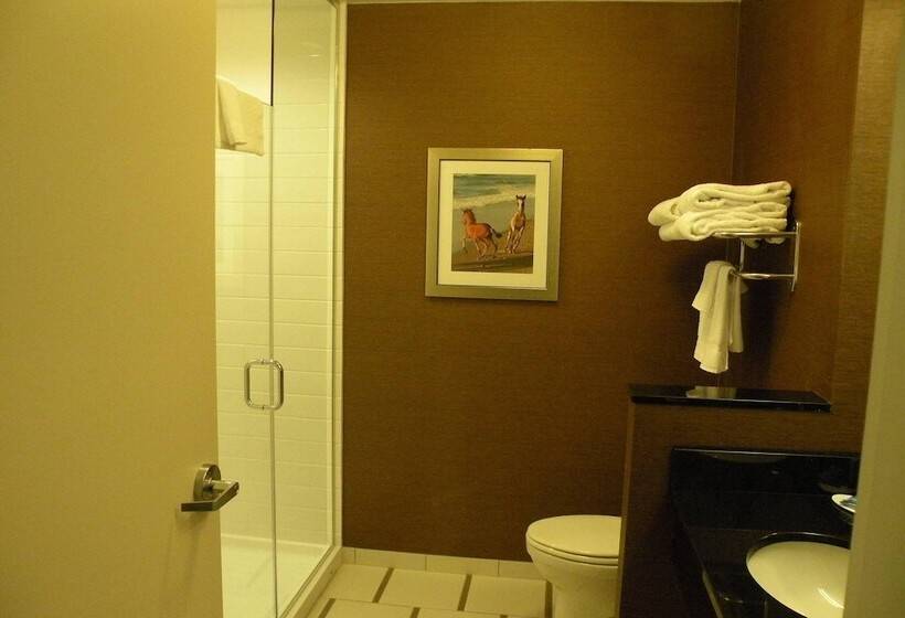 جناح ذو إطلالة, Fairfield Inn & Suites By Marriott Chincoteague Island Waterfront