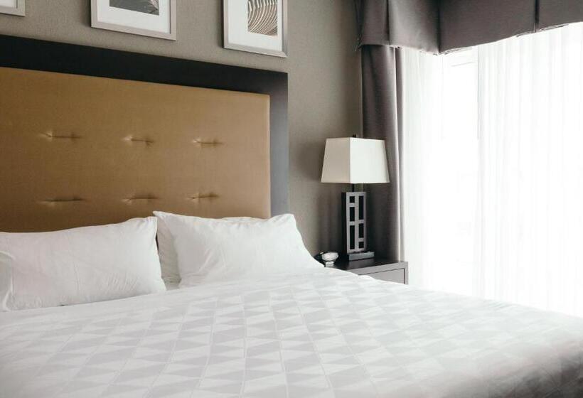 キングサイズベッドのスイートルーム, Holiday Inn And Suites East Peoria, An Ihg